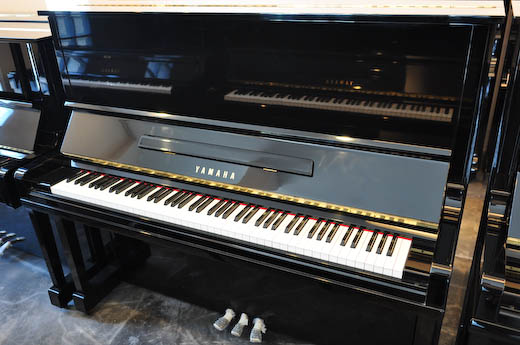 เปียโนมือสองราคาถูก YAMAHA U3