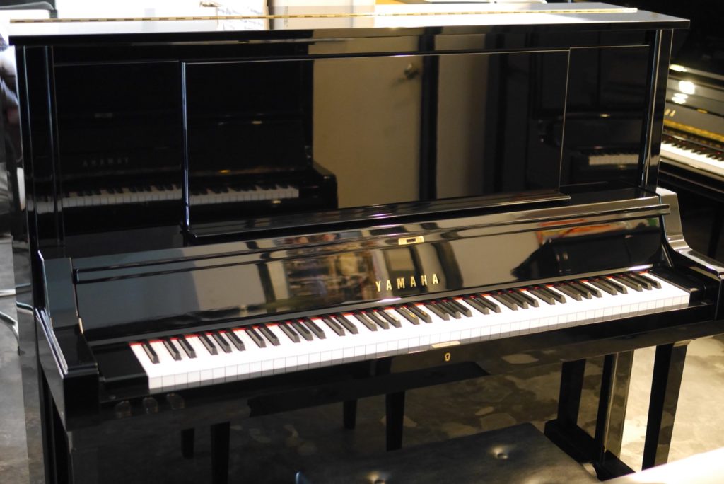YAMAHA UX5