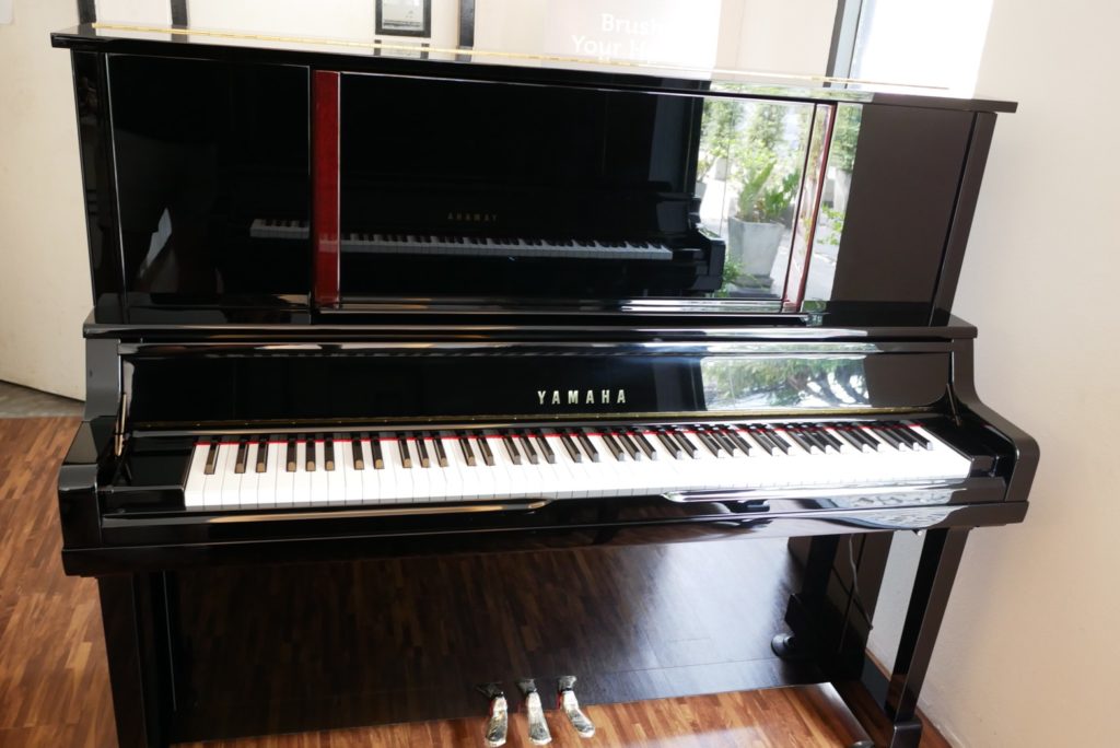YAMAHA YU5